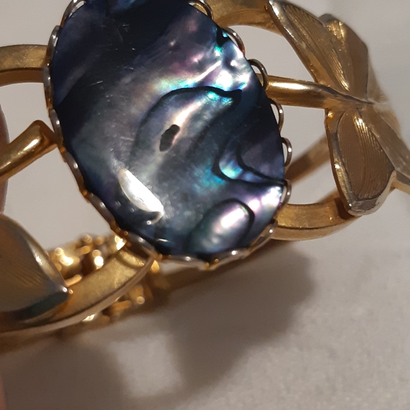 Vintage Gold Tone, Rainbow Abalone Bracelet With Leaf Pattern - Picture 8 of 14